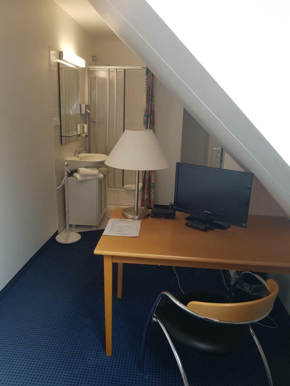 Hotel Fasanengarten Sarstedt Habitación foto
